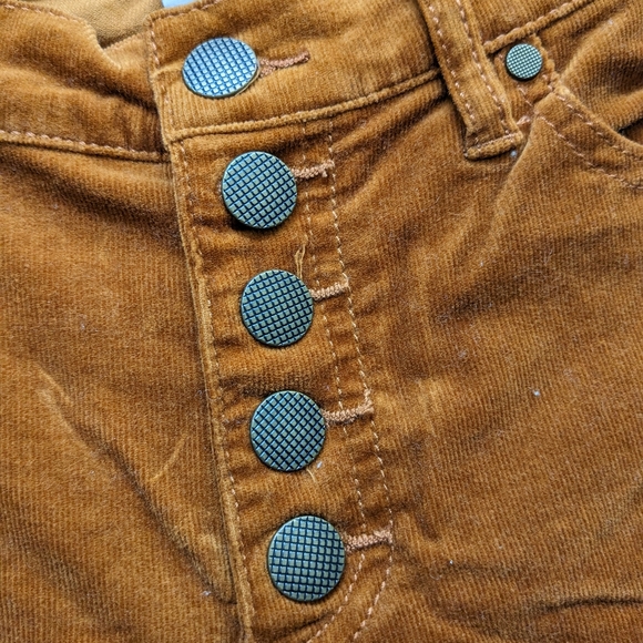 Cabi Button Fly Skinny #3927. Size 2. - Picture 5 of 6